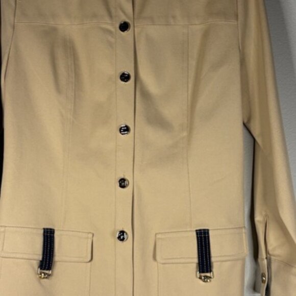 NWT St. John Sport by Marie Gray Classic Beige/Indigo Jacket – Size P - Picture 3 of 7